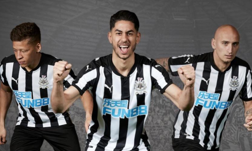 Nhà cái cá cược cá độ uy tín Nổ hũ, Bắn Cá và Game Bài Cwin.com-M4-2021-man-hinh-ky-thuat-so